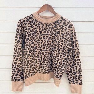 American Eagle Leopard Print Women's Sweater NWOT